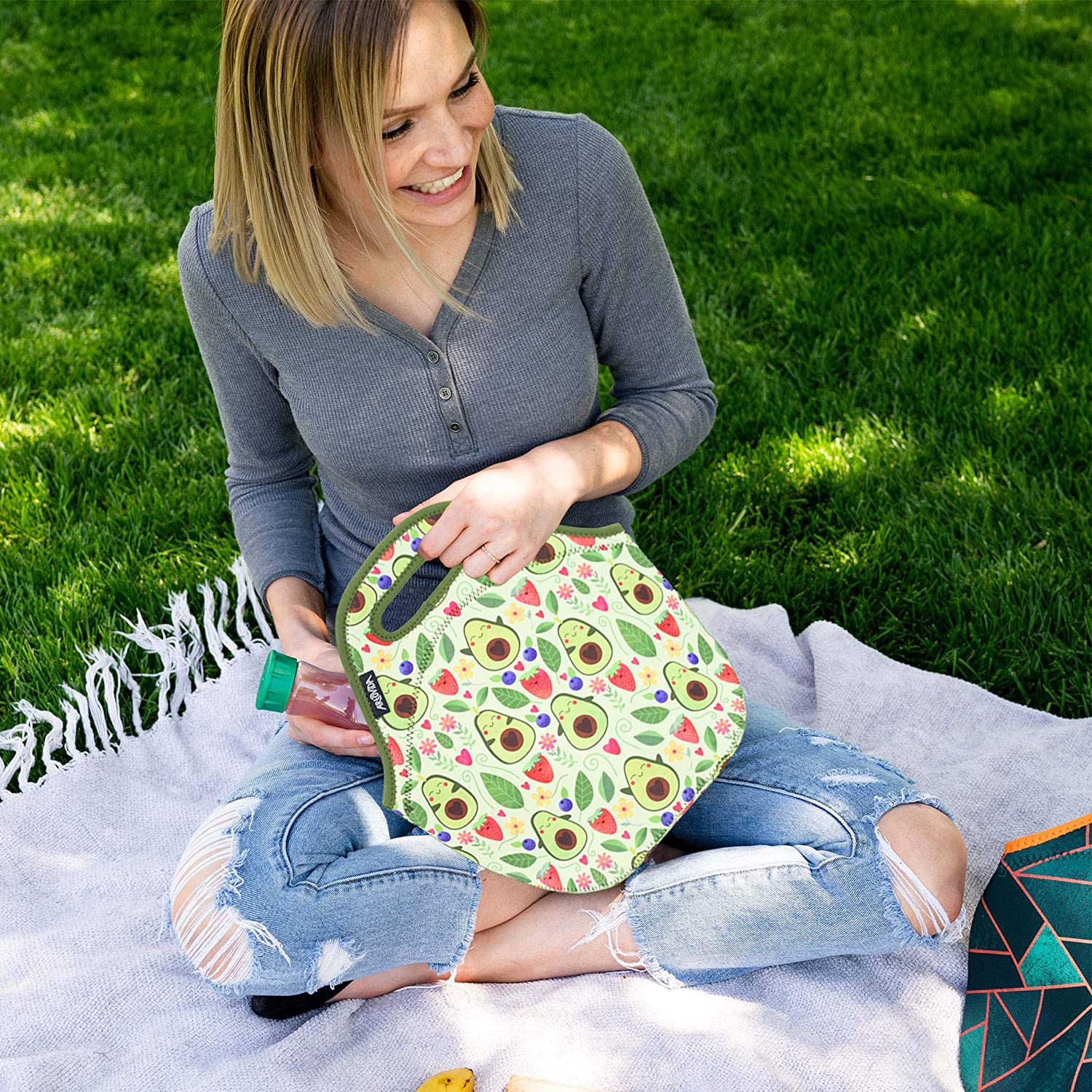 Old navy cheap avocado lunch bag