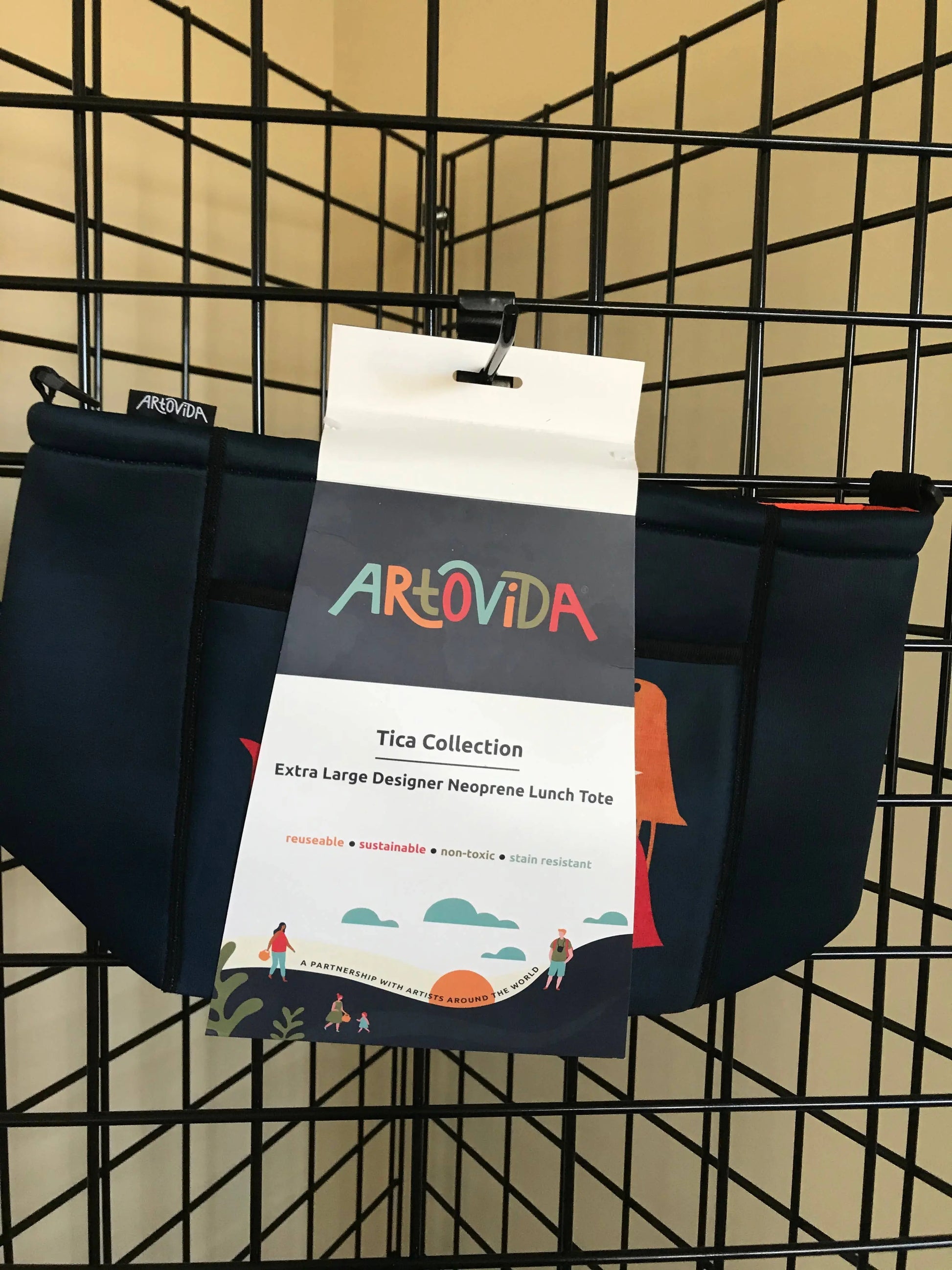 Tica Tote - Budi Kwan - Flock of Birds Artovida
